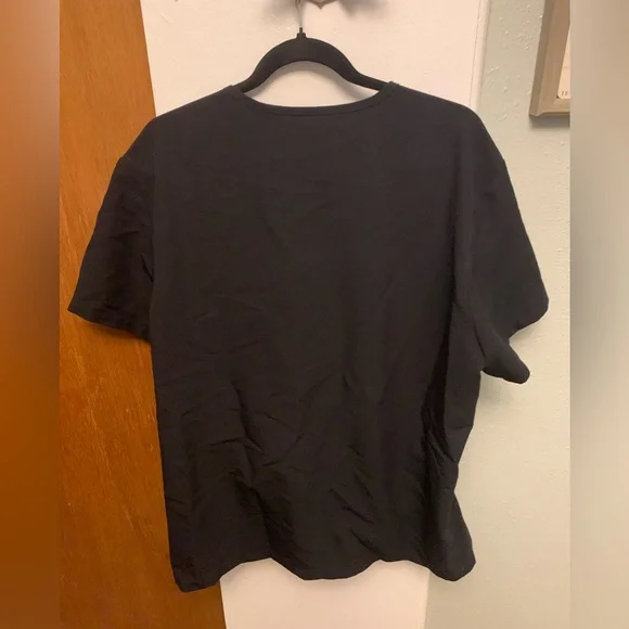 Jaanuu Men’s Black 3 Pocket Scrub Top - Picture 2 of 6